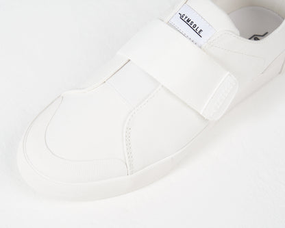Signature Off White